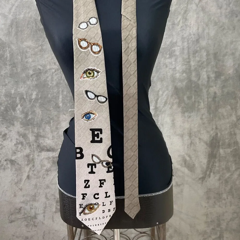 A Rogers Designs Men’s Tie Optometrist Novelty print Eye Letters Chart Eyeglass